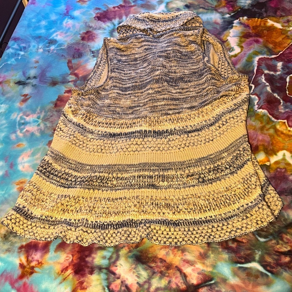 Women's XL plus sized Striped Sweater Vest super soft - Picture 6 of 9